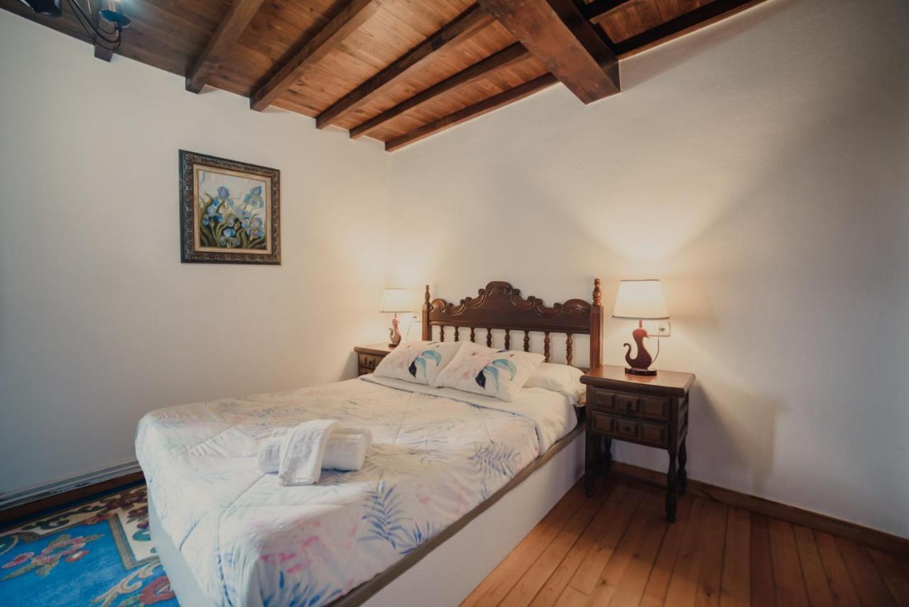 Santaia En Casal De Calma Guest House О Педрусо Екстериор снимка